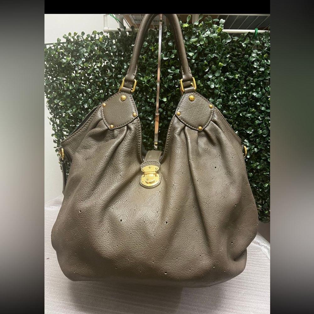 Louis Vuitton x Marc Jacobs Mahina Solar GM Tote